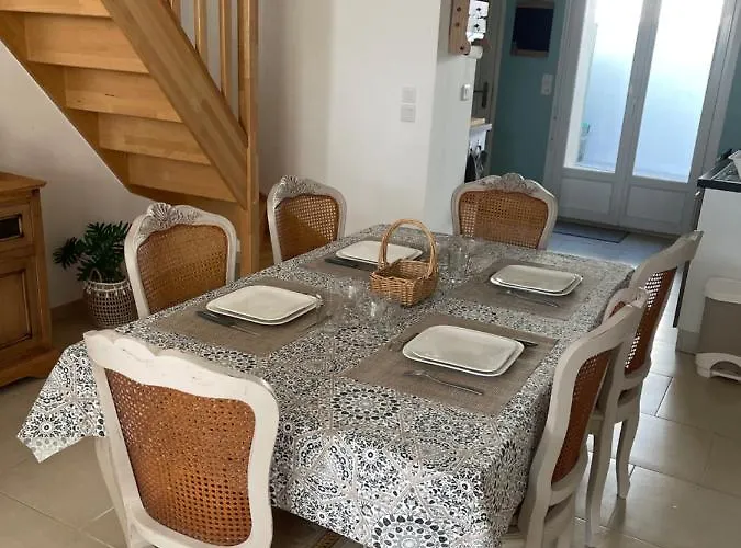 Charmante Maison, Proche Remparts Casa vacanze *